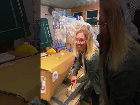 Target Pallet unboxing