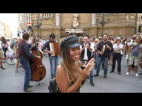 Tarantella siciliana - Quattro Canti Palermo - Angelo Daddelli & I Picciotti