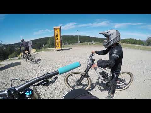 8 Year Old Kid First MTB Experience @ Bikepark Winterberg  - FlowTrail 2020