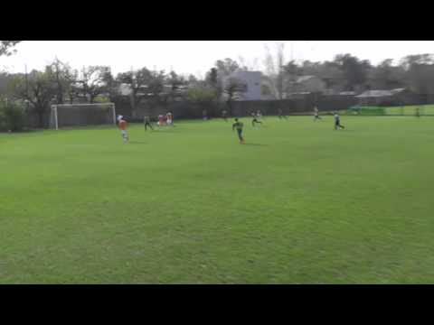 Fútbol Juvenil. Sexta División: Banfield 4 - Aldosivi 0. Goles: Luján (2) y Ferreira (2)