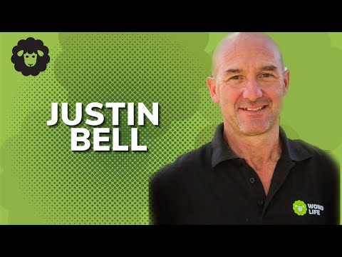 Shearing trainer Justin Bell