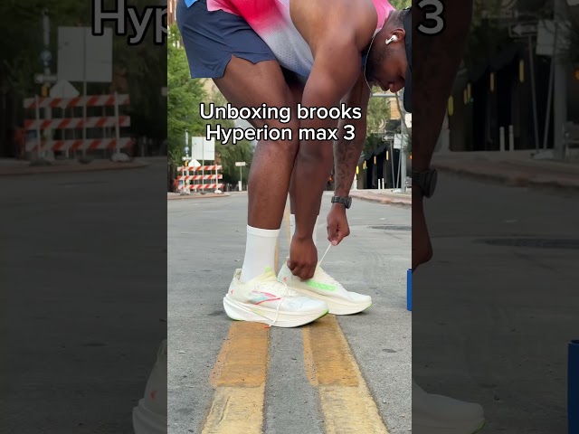 Vídeo relacionado con Brooks Hyperion MAX 3 Neutral - Tenis de Correr para Hombre, Luminario/Amarillo Cibernético/Negro, 9