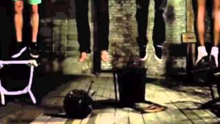 K.I.Z. - Unfall auf der Achterbahn