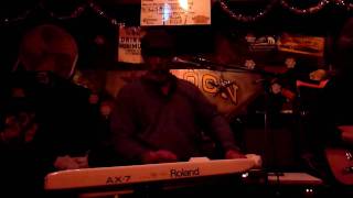 Shad Harris sings at Saloon 12-12-09