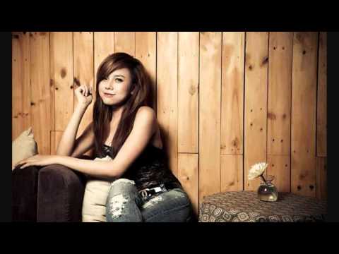 Dj Myno - Miles Away Mix .wmv