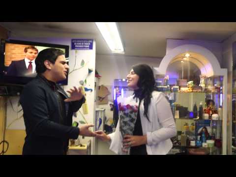 Serenata Alejandro Palacio: Sorpresa a Carol.