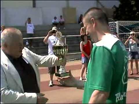 Stahl Blankenburg feiert Aufstieg vom Rathausbalkon