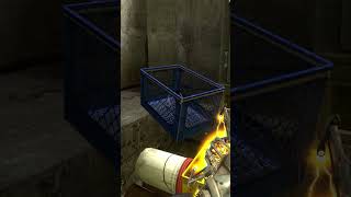 Half-life 2 - The Gravity Gun might be the best gun in a FPS #halflife2 #gravity #fps #gunplay