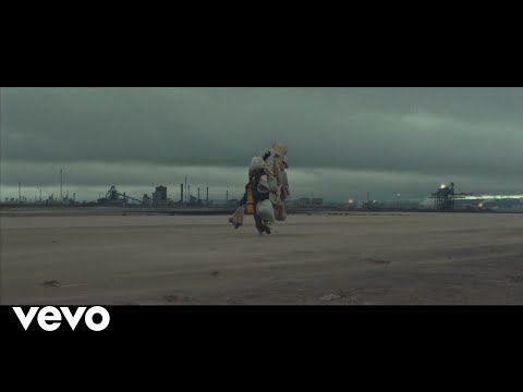 Ghostpoet - Immigrant Boogie (Official Video)