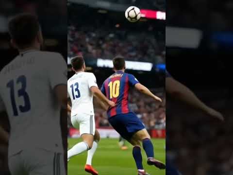 Messi catches the ball with his hand while jumping, breaking the rules!     #Messi #Ronaldo #shorts