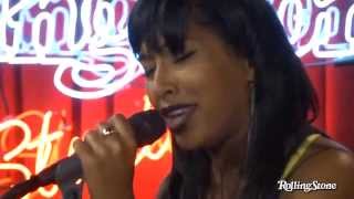 Melanie Fiona - Wrong Side Of A Love Song (Live for Rolling Stone)