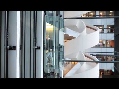 Kurkistus kulisseihin: Kuinka sijoituksiani hoidetaan LähiTapiolassa?