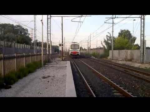 Incrocio tra eurocity e regionale