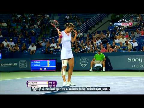 Andrea Petkovic vs Jelena Jankovic funny point