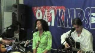 KMPS Studio 941 presents - Rissi Palmer &quot;Hold On To Me&quot;