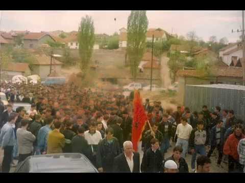 Grupi Rreth Oxhakut - "Deshmori Ismet Mustafa"