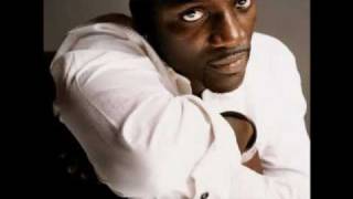 Akon Ft Eminem - Smack That (Clean) video