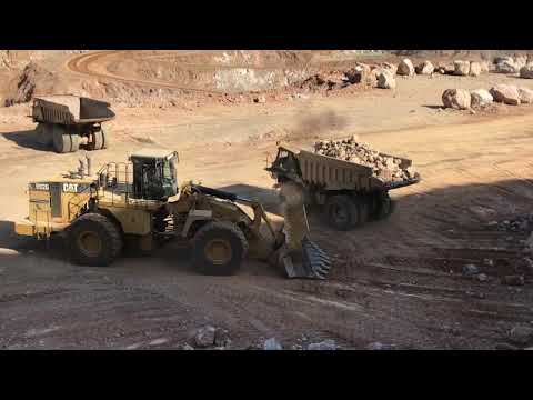 Caterpillar 992G Wheel Loader Loading Caterpillar Dumpers - Labrianidis SA