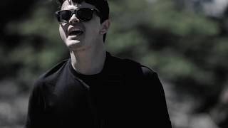 Falsa Libertad Lyrics English Translation