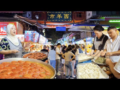 Street Food in China's Muslim Quarter: A Xi'an Halal Food Tour