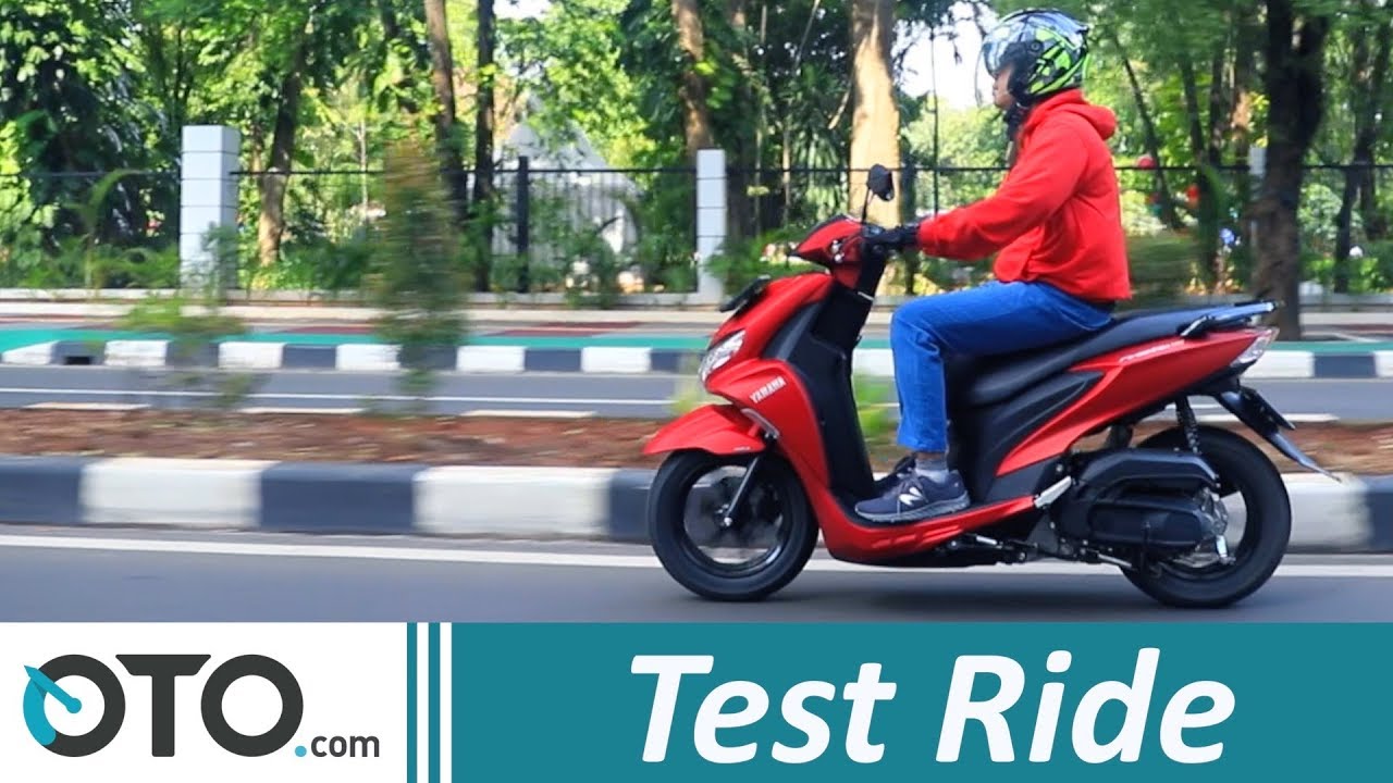 Yamaha FreeGo 125 ABS | Test Ride | Non Maxi Scooter Berfitur Modern | OTO.com