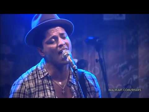 Bruno Mars - Grenade (live) at las vegas