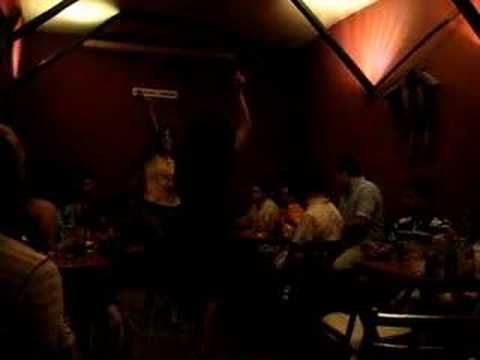 bailando flamenco en Sevilla - Tamboril