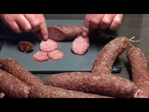 Luftgetrocknete Mettwurst