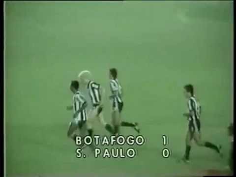 Botafogo 1x0 São Paulo (22/04/1981) - Semifinal Brasileiro 1981 (ida)