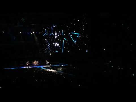 5 - IRIS (HOLD ME CLOSE) - U2 - MADRID 20 DE SEPTIEMBRE DE 2018 WIZINK