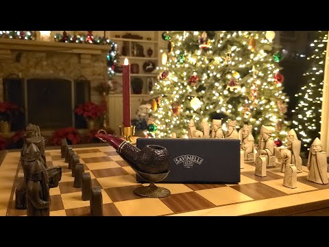 The Best Christmas Pipe 2022 Review - Savinelli Saint Nicholas 2022