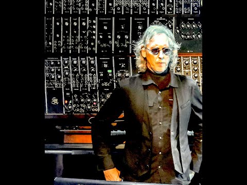 Eddie Jobson Plays Electronic Instruments