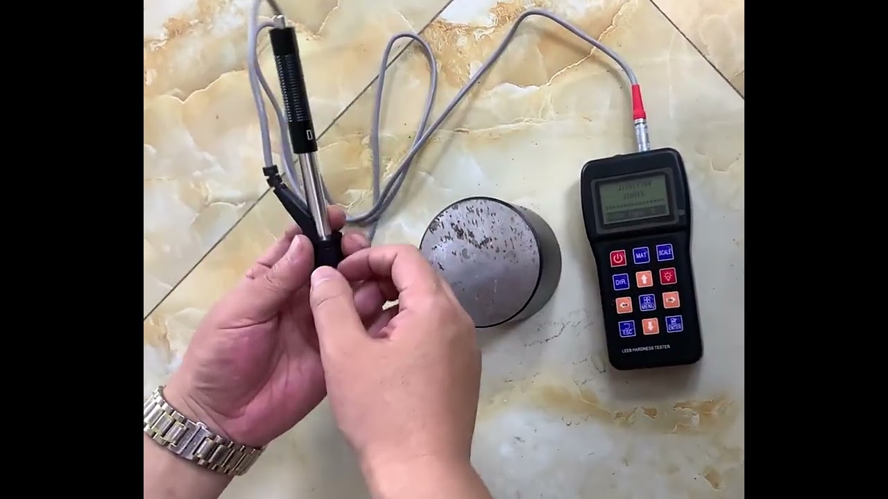 Watch Now Medidor de dureza profissionall direto da fábrica Medidor de dureza profissionall direto da fábrica