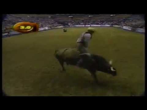 Justin McBride vs Coyote Ugly - 02 PBR Nashville (91 pts)