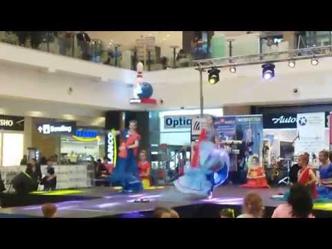 Crystal Stars Music Fest 8.11.2015 - Ansamblul Coconite si Clubul de dans  multicultural