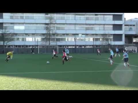 Omar in actie tegen JVOZ D2