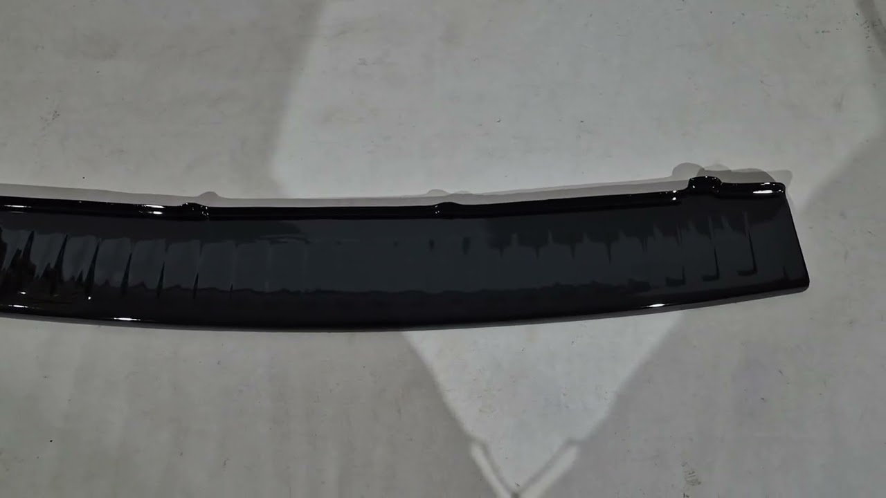 Накладка на задній бампер EuroCap (ABS) Video 1