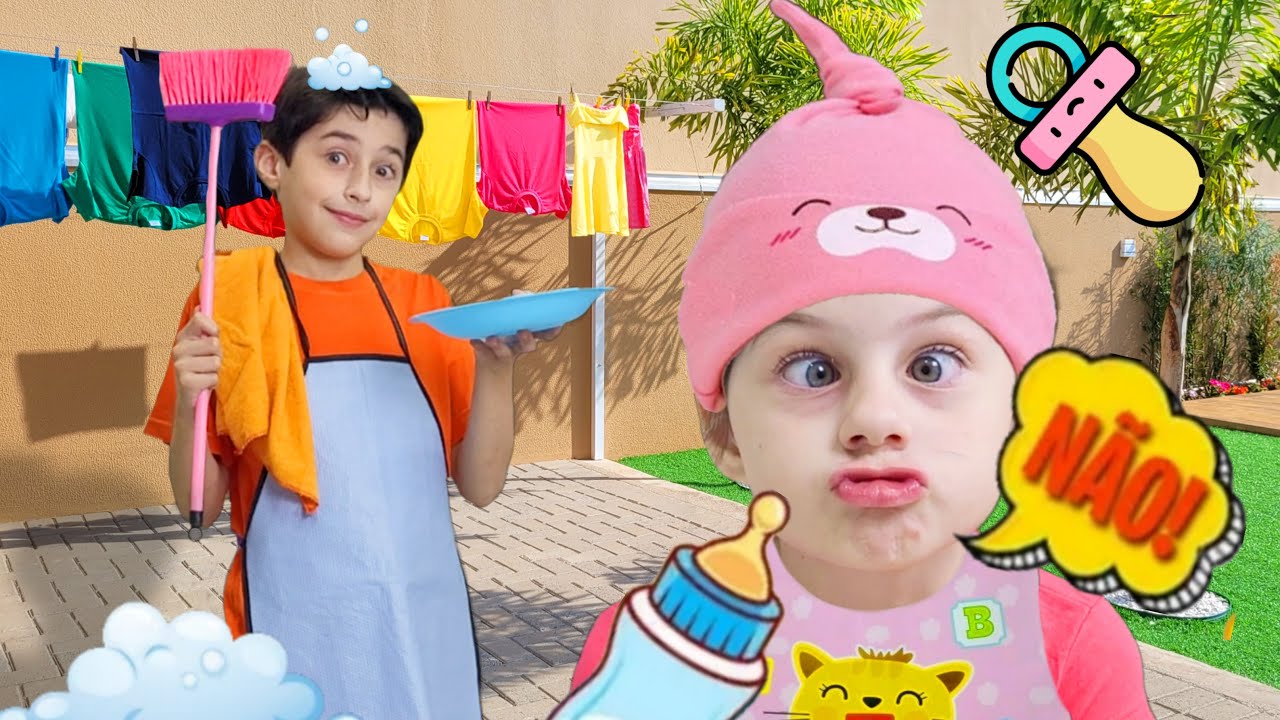 Mimi e Julinha em uma História Engraçada da Irmã BEBÊ e os BRINQUEDOS