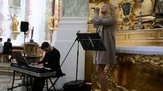 Marisa - Singer&amp;Performer - solo, duo, walkacts, moderator