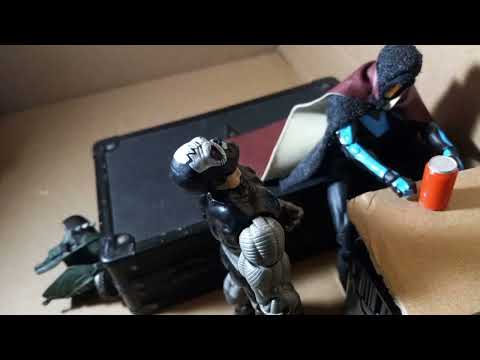 Nightwing and Batman versus Nitro