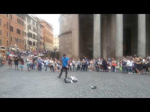 Artista di strada Roma