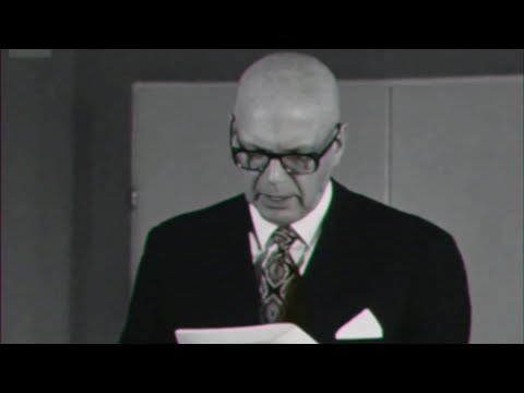 Urho Kekkonen ehdottaa harjoitus- ja kovapanosammuntojen uudelleenorganisointia.