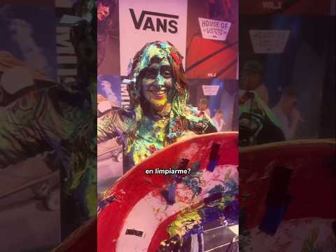 Un Dj me dió un pastelazo @SteveAoki | • Liza Baez •