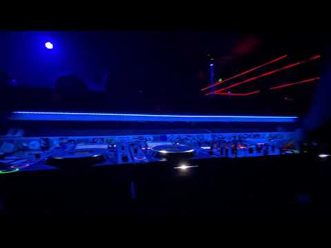 Popi Divine drops Roy Rosenfeld - 16 y.o. DOT Belgrade 17.01.2020.