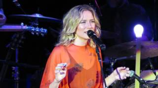 Jennifer Nettles - Three Days in Bed - Westbury, NY 11/22/15