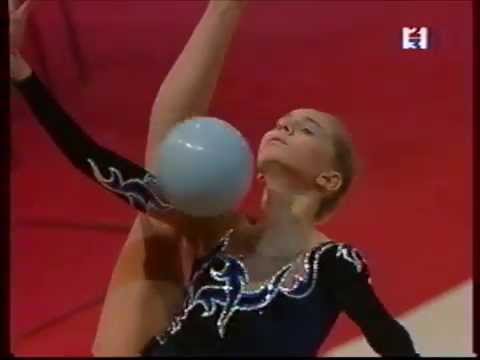 Olga BELOVA (RUS) ball - 2000 France vs Russia