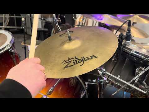 Zildjian 16" A Custom Crash Cymbal 1991 - Present - Brilliant image 6