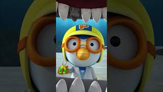 Download lagu 🦷Aduh! Yuk, cabut gigi hiu yang goyang! #Shorts #forkids mp3