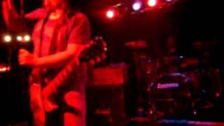 Nashville Pussy- Hate and Whiskey