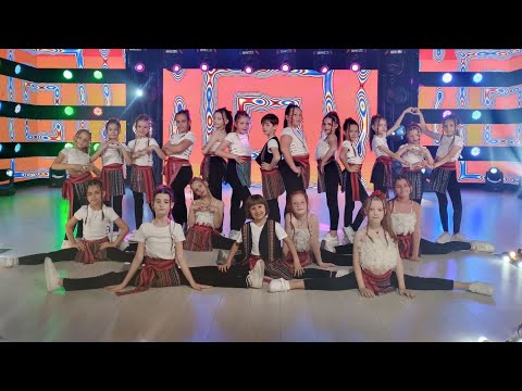 Kids ART Dance - Asta-i hora care-mi place